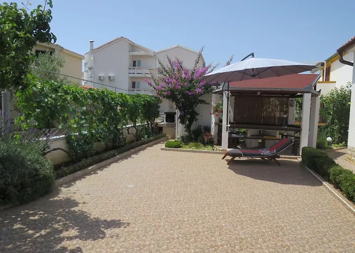 Mira-2 By Interhome Appartement